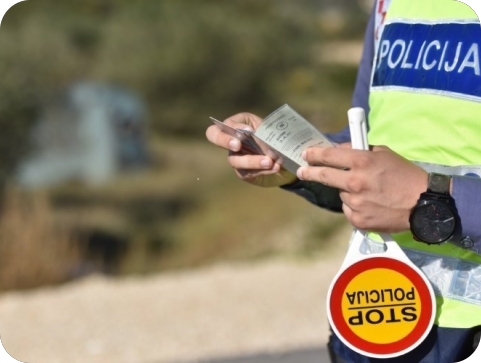 Vozio pod utjecajem alkohola pa udario u pješakinju-155914