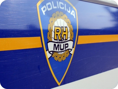 Policija uhitila provalnika na djelu u ugostiteljskom objektu-155596