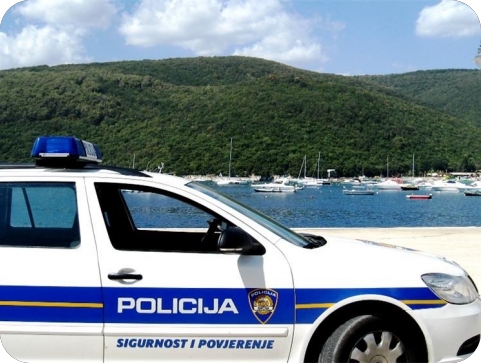 Policija pronašla počinitelja koji je polugom ozlijedio muškarca u Uvali Kuje-163147