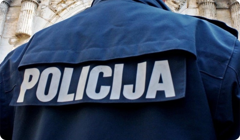 Muškarac je u stanu posjedovao drogu i sredstva namijenjena za pakiranje i prodaju droge-155916