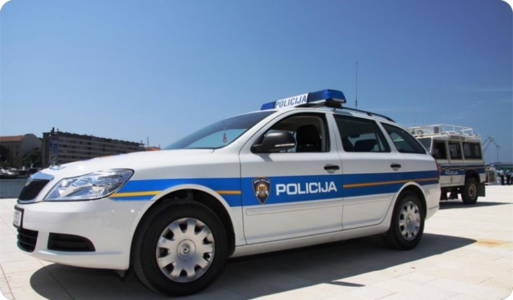 Na automobil postavio registracijske oznake od drugog vozila-123912