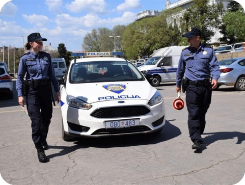 Laura i Kristofer: postani i ti dio tima Policijske uprave istarske-126709
