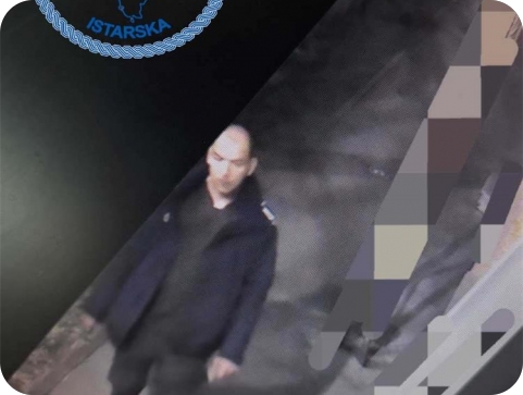 Prepoznajete li osobu sa fotografije?-159457