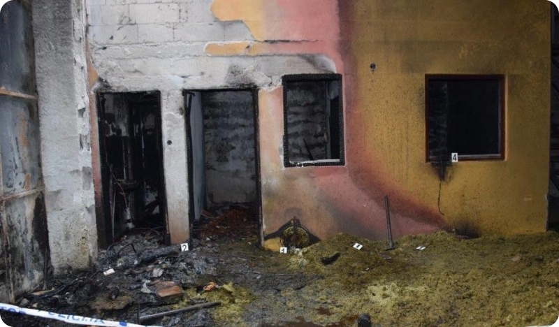 Prijetio i ukrao novac pa zapalio kuću-162569