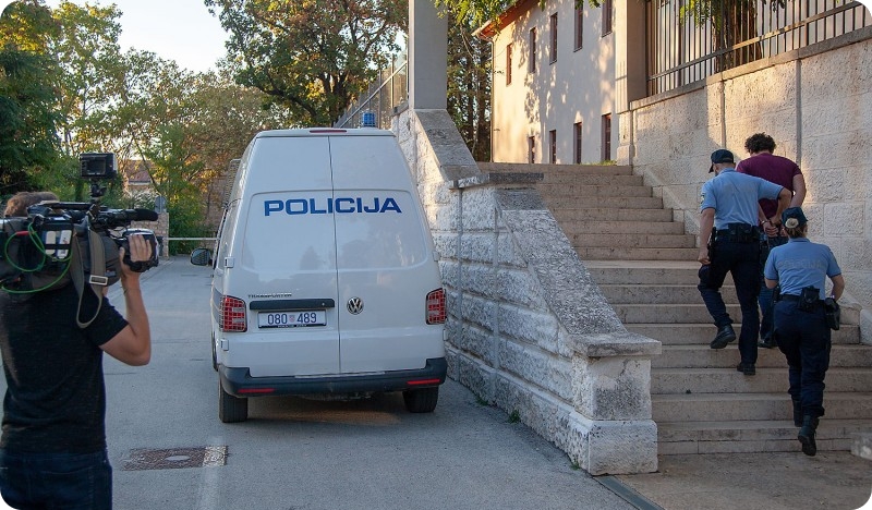 Podignuta optužnica protiv okrivljenog 42-godišnjaka zbog prijetnje ozljeđivanjem djece-126360