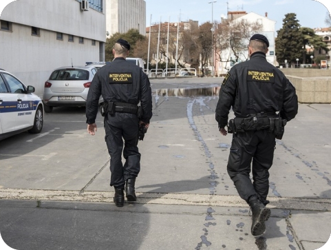 Rovinj: Muškarac osumnjičen da je otuđio Vespu i s njom izazvao prometnu nesreću-126869
