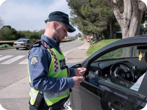 Upravljao pod utjecajem alkohola i droge, a kod sebe i posjedovao drogu-157528