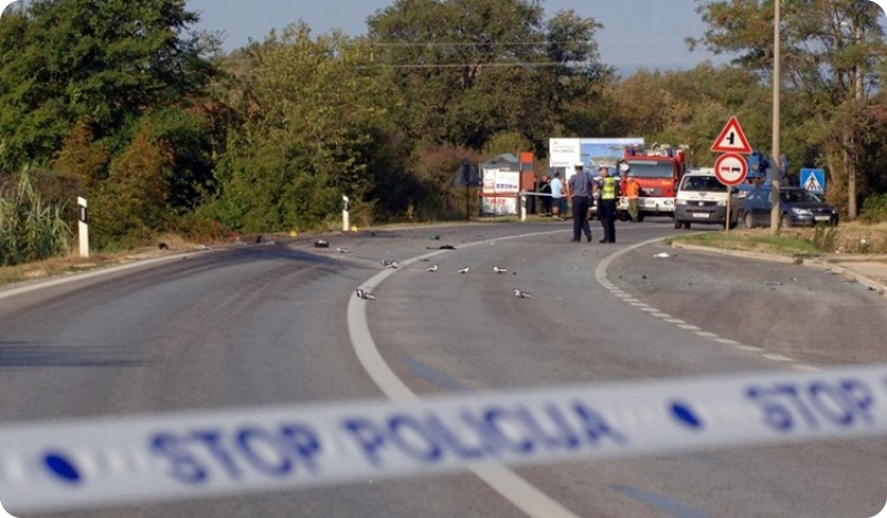 Ozlijeđena motociklistica radi neprilagođene brzine-127547