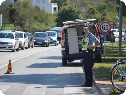 Policija u petak provodi akciju nadzora pješaka i vozača-159881