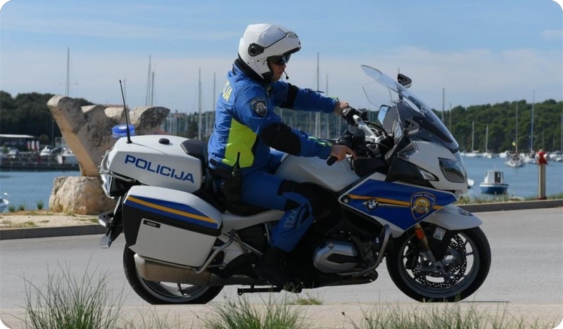 Pula: Deset dana zatvora za 37-godišnju vozačicu bez položenog vozačkog ispita-126918