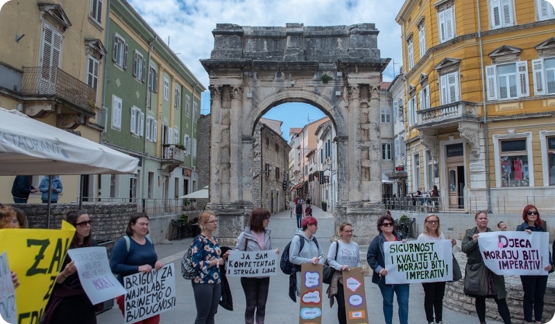 Pula: Odgojitelji na trgovima traže Zakon ZA jednakost-126412