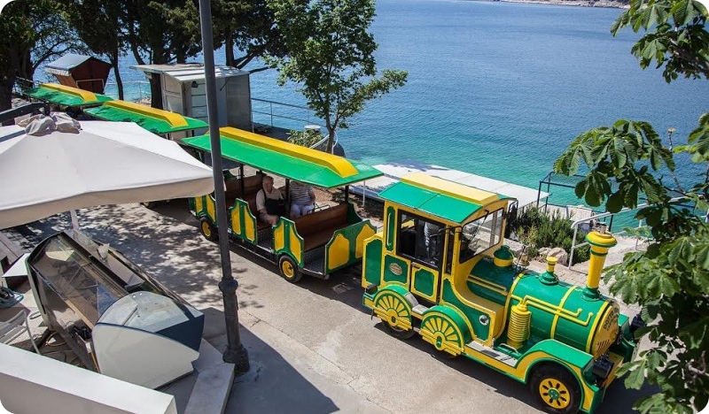 Rabac spreman za sezonu, stiže omiljeni turistički vlakić-159439