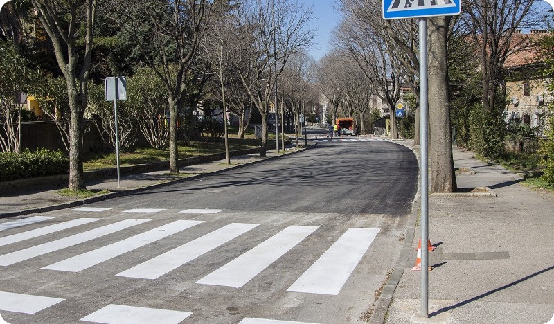 U Puli biciklist udario pješakinju pa pobjegao, policija traži svjedoke-160000