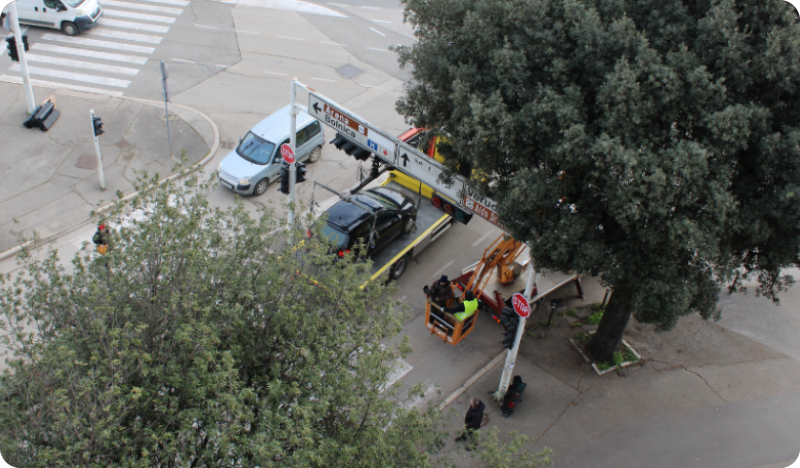 (VIDEO) U tijeku radovi na semaforima na raskrižju Mutilske i Nazorove te kod MUP-a-158020
