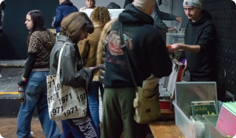 Vinili, majice, bedževi i dobra ekipa - u Rojc stiže prvi ovogodišnji Rock buvljak-158501