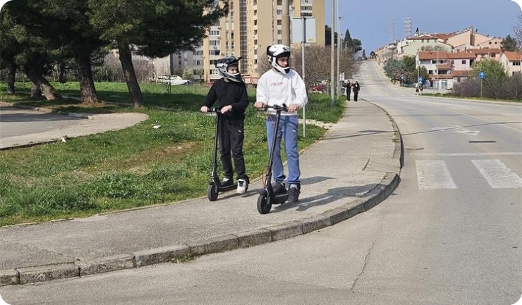 Sutra pojačani nadzor vozača električnih romobila i motocikla-160191