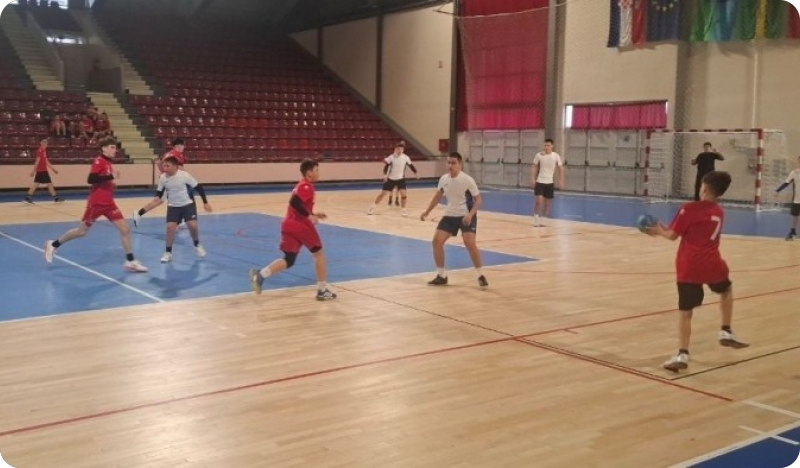 Održano prvenstvo osnovnih škola Grada Pule u rukometu-158006