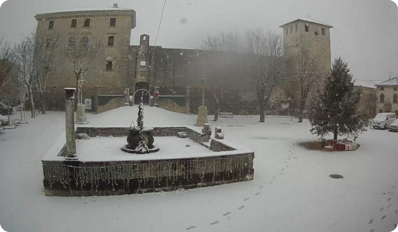 Snijeg jutros pada i u Puli, Istra se sva zabijelila-157662