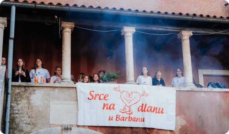 Ni kiša nije spriječila veliko srce Barbana, “Srce na dlanu” ponovno okupilo brojne posjetitelje-161185