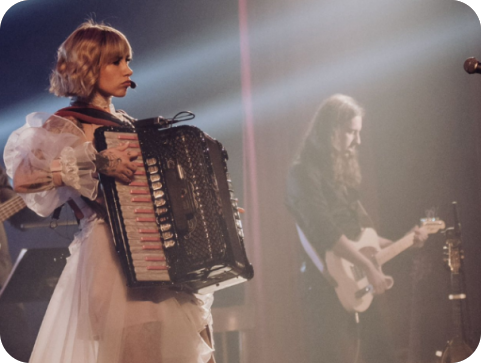 Stela Rade dolazi u Medulin 13. prosinca! Spremite se za večer koja će rasplesati cijelu placu-156944