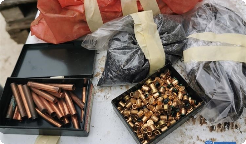 Čistila podrum pa pronašla 6,5 kilograma eksploziva-161254
