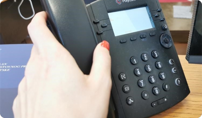 Ne nasjedajte na pozive lažnih liječnika!-156228