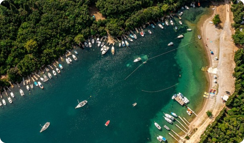 Beživotno tijelo pronađeno na stijenama uvale Tunarica u Labinu-154972