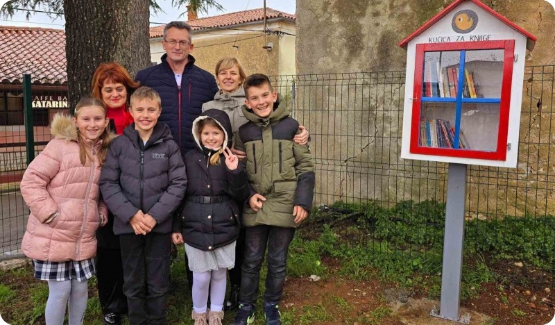 U Marčani postavljena kućica za knjige-150501