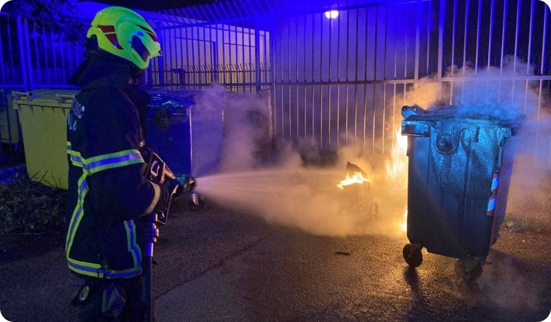 Noćas gorjeli kontejneri na Verudi i u centru grada-124639
