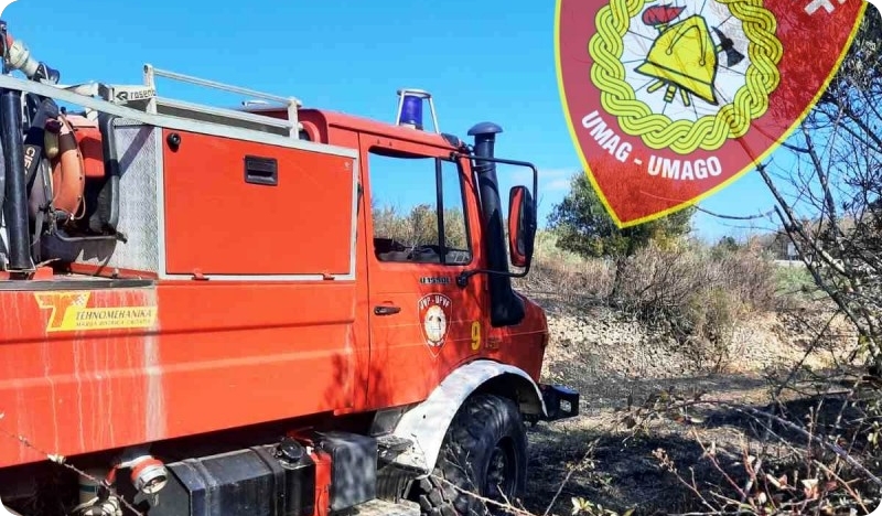 Šumski požar između Buja i Krasice-125073