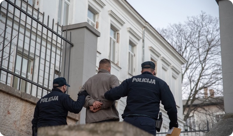 Zločin koji je zgrozio Pulu: Ubio roditelje zbog koristoljublja!-128538