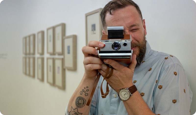 Izložba Polaroid fotografija “Instantiable” Vjerana Juhasa-97129