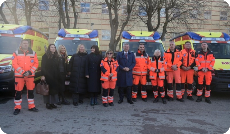Istra dobila četiri nova vozila hitne pomoći - VIDEO-157593